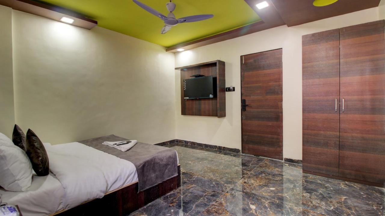 Hotel Priceless Suite Bombay Exhibition Centre Goregaon West Mumbai Exterior photo