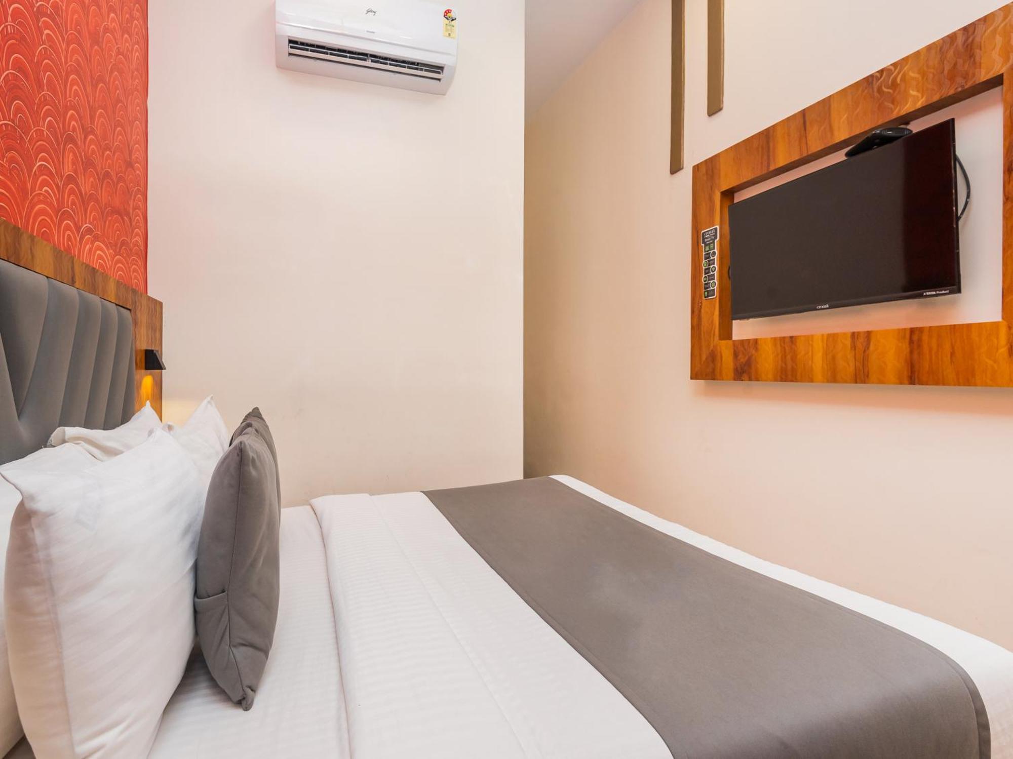 Hotel Priceless Suite Bombay Exhibition Centre Goregaon West Mumbai Exterior photo