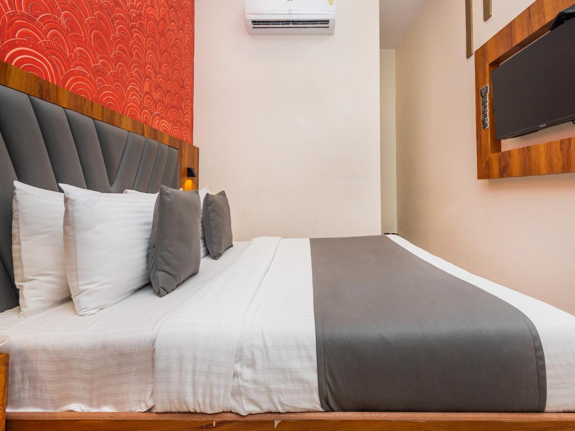 Hotel Priceless Suite Bombay Exhibition Centre Goregaon West Mumbai Exterior photo